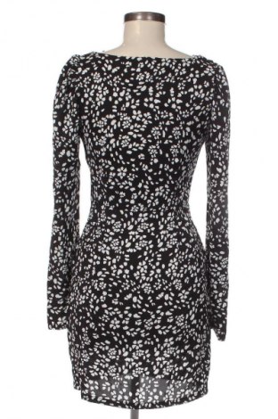 Kleid Naanaa, Größe S, Farbe Mehrfarbig, Preis 33,99 €