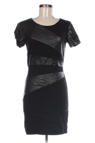 Kleid ONLY, Größe M, Farbe Schwarz, Preis 18,99 €
