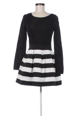 Kleid Paccio, Größe M, Farbe Mehrfarbig, Preis € 40,99