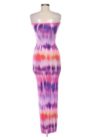Kleid Pretty Little Thing, Größe S, Farbe Mehrfarbig, Preis 32,99 €