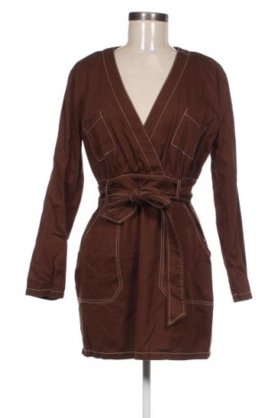 Kleid Pretty Little Thing, Größe M, Farbe Braun, Preis € 15,36