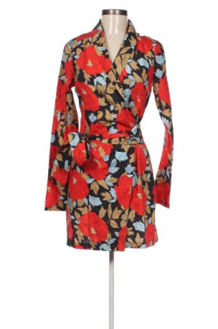 Kleid Pretty Little Thing, Größe S, Farbe Mehrfarbig, Preis 20,99 €