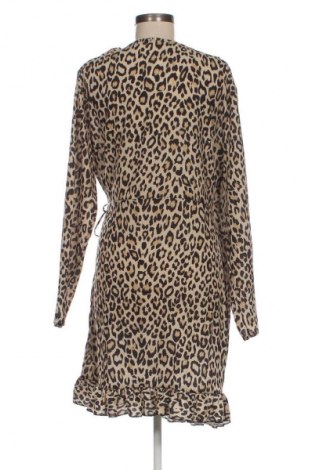 Kleid Pretty Little Thing, Größe XL, Farbe Mehrfarbig, Preis 20,99 €