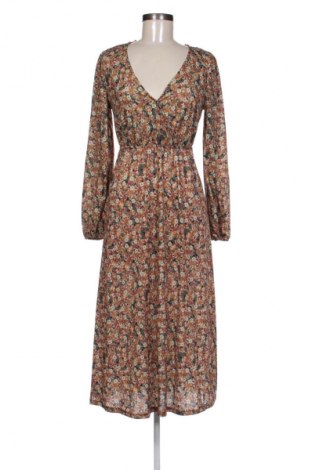 Kleid Pull&Bear, Größe M, Farbe Mehrfarbig, Preis € 15,00
