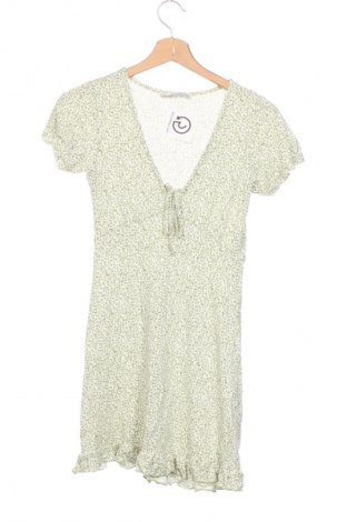 Šaty  Pull&Bear, Velikost XS, Barva Vícebarevné, Cena  269,00 Kč
