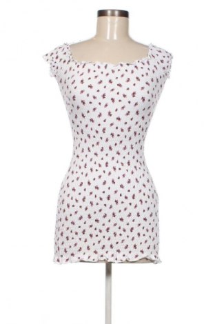 Kleid Pull&Bear, Größe S, Farbe Mehrfarbig, Preis € 12,99