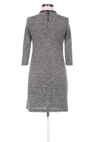 Kleid Reserved, Größe M, Farbe Mehrfarbig, Preis 8,99 €
