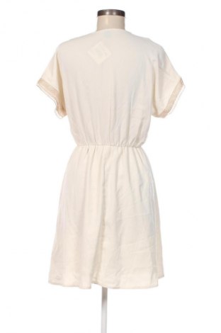 Φόρεμα SHEIN, Μέγεθος S, Χρώμα Εκρού, Τιμή 15,99 €
