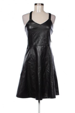 Kleid SHEIN, Größe M, Farbe Schwarz, Preis 15,00 €
