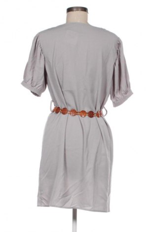 Kleid SHEIN, Größe L, Farbe Grau, Preis 22,41 €