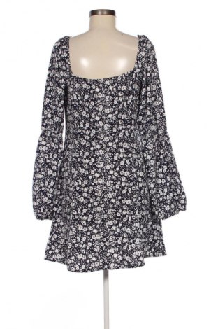 Kleid SHEIN, Größe M, Farbe Mehrfarbig, Preis 20,99 €