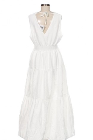 Φόρεμα SHEIN, Μέγεθος XXL, Χρώμα Λευκό, Τιμή 24,99 €