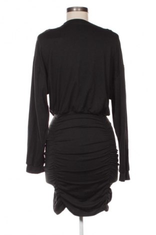Φόρεμα SHEIN, Μέγεθος S, Χρώμα Μαύρο, Τιμή 18,99 €