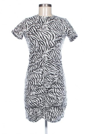 Kleid Sinsay, Größe M, Farbe Mehrfarbig, Preis 28,77 €