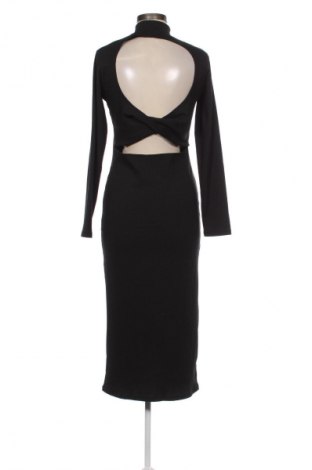 Kleid Sinsay, Größe L, Farbe Schwarz, Preis 26,11 €