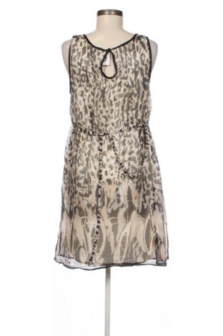Φόρεμα Soaked In Luxury, Μέγεθος M, Χρώμα Πολύχρωμο, Τιμή 23,99 €