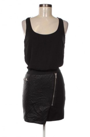 Ruha Stradivarius, Méret M, Szín Fekete, Ár 5 509 Ft