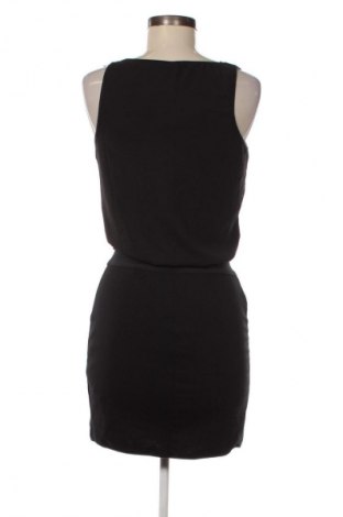 Ruha Stradivarius, Méret M, Szín Fekete, Ár 5 509 Ft