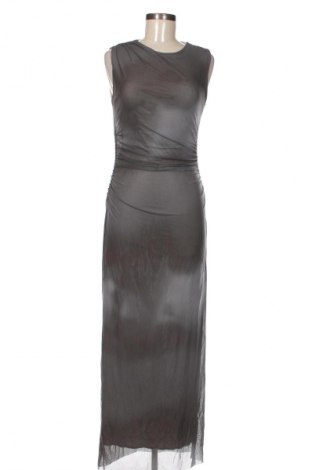 Рокля Stradivarius, Размер M, Цвят Сив, Цена 27,99 лв.