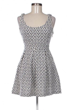 Sukienka Stradivarius, Rozmiar M, Kolor Kolorowy, Cena 69,01 zł