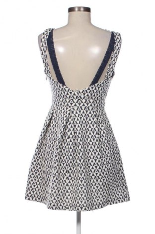 Sukienka Stradivarius, Rozmiar M, Kolor Kolorowy, Cena 69,01 zł