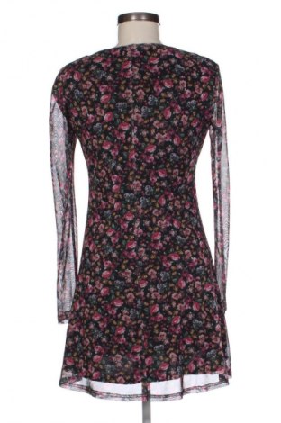 Kleid Stradivarius, Größe L, Farbe Mehrfarbig, Preis 15,36 €