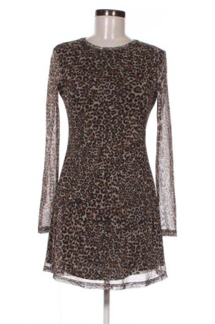 Kleid Stradivarius, Größe M, Farbe Mehrfarbig, Preis 20,99 €