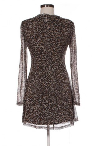 Kleid Stradivarius, Größe M, Farbe Mehrfarbig, Preis 20,99 €