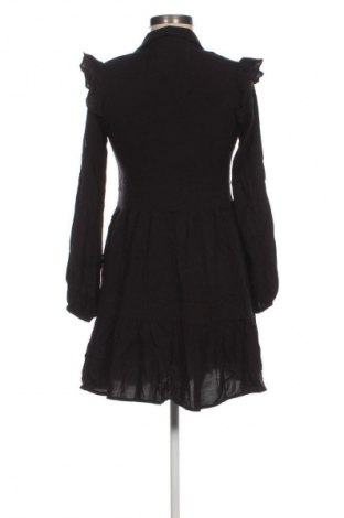 Φόρεμα Stradivarius, Μέγεθος M, Χρώμα Μαύρο, Τιμή 18,99 €