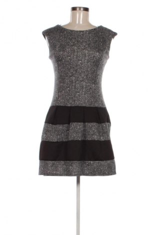 Рокля Styled In Italy, Размер L, Цвят Многоцветен, Цена 21,99 лв.