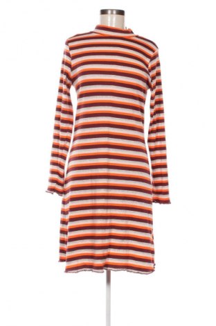 Рокля Takko Fashion, Размер M, Цвят Многоцветен, Цена 29,99 лв.