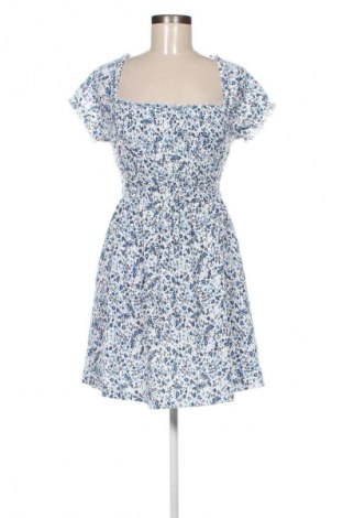 Kleid Terranova, Größe M, Farbe Weiß, Preis 11,99 €