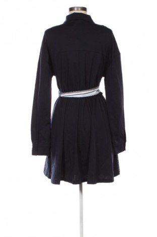 Kleid Tommy Jeans, Größe XL, Farbe Mehrfarbig, Preis 109,99 €