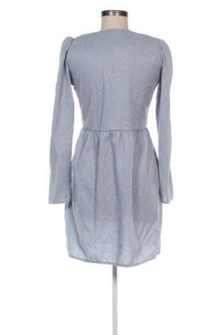 Kleid Trendyol, Größe S, Farbe Grau, Preis 25,66 €