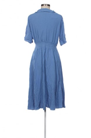 Kleid Trendyol, Größe XL, Farbe Blau, Preis 24,48 €