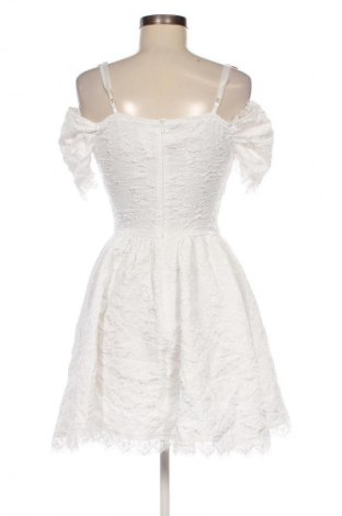 Kleid Unbranded, Größe S, Farbe Weiß, Preis € 17,99