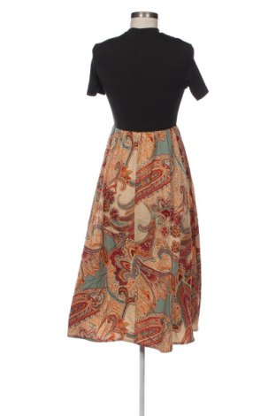 Kleid Unbranded, Größe M, Farbe Mehrfarbig, Preis 22,99 €