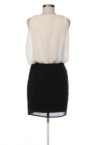 Kleid Vero Moda, Größe M, Farbe Mehrfarbig, Preis 18,99 €