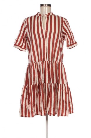 Рокля Vero Moda, Размер S, Цвят Многоцветен, Цена 22,99 лв.