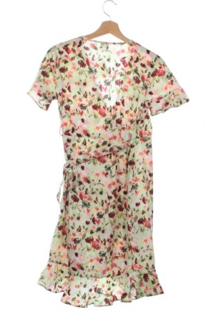 Рокля Vero Moda, Размер XS, Цвят Многоцветен, Цена 16,99 лв.