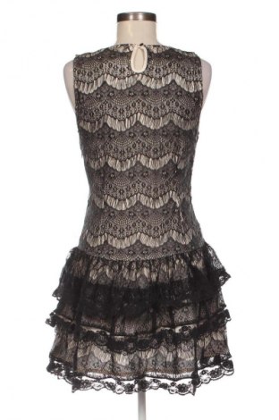 Kleid Vero Moda, Größe M, Farbe Schwarz, Preis 12,99 €