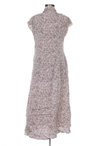 Рокля Vero Moda, Размер M, Цвят Многоцветен, Цена 39,99 лв.
