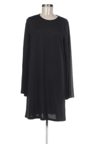 Kleid Vero Moda, Größe M, Farbe Schwarz, Preis 18,99 €