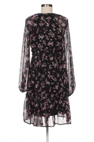 Šaty  Vero Moda, Velikost M, Barva Vícebarevné, Cena  549,00 Kč