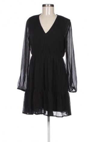 Рокля Vero Moda, Размер M, Цвят Черен, Цена 27,99 лв.