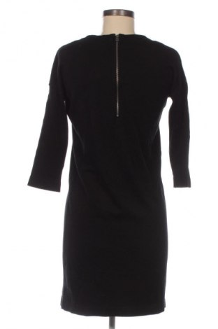 Sukienka Vero Moda, Rozmiar S, Kolor Czarny, Cena 143,82 zł