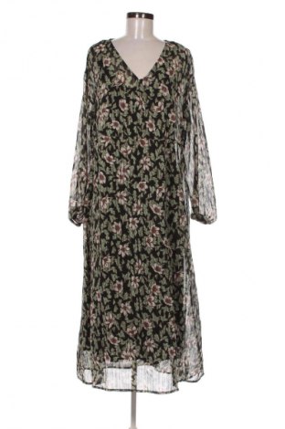Šaty  Vero Moda, Velikost M, Barva Vícebarevné, Cena  549,00 Kč