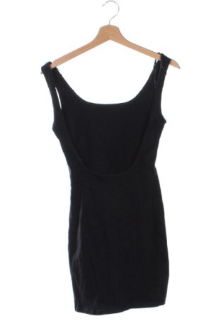 Рокля Zara, Размер XS, Цвят Черен, Цена 62,99 лв.