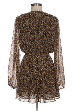 Рокля Zara, Размер S, Цвят Многоцветен, Цена 27,99 лв.