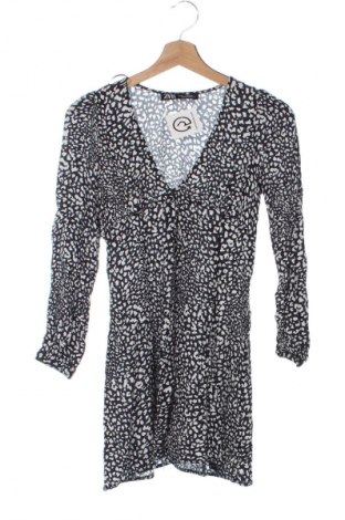 Рокля Zara, Размер XS, Цвят Многоцветен, Цена 34,99 лв.